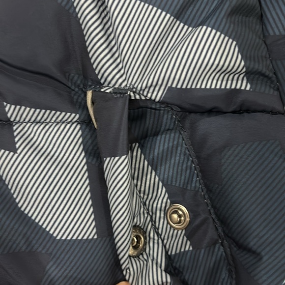 Puffer Coat with Hood - Picture 7 of 15